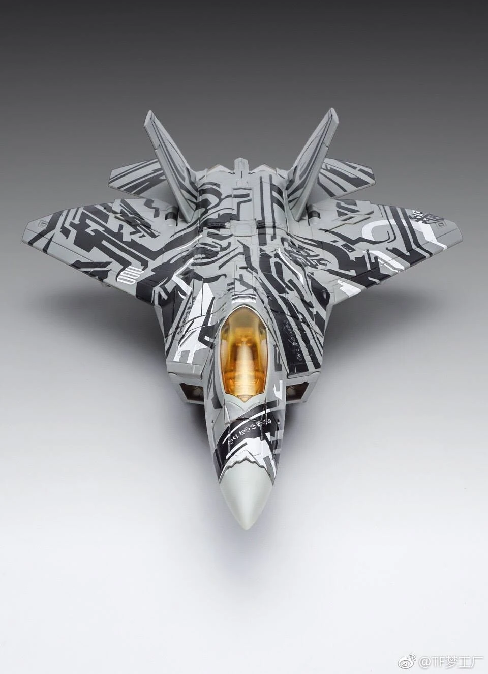 TF Dream Factory GOD-08S Starscream MPM-01 Oversized Seibertron Color Version 6 TF Dream Factory GOD-08S Starscream MPM-01 Oversized Seibertron Color Version - Image 6