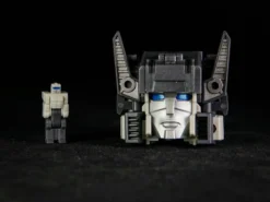 Unique Toys UT YM05 Palm Collection Day & Night Snapdragon Cerebros -Toy Sale Store f4f56a2893